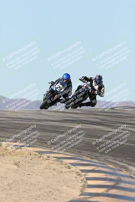 media/Dec-07-2025-CVMA (Sun) [[3e7d2de5dc]]/Race 7-Formula Lightweight Twins Shootout/